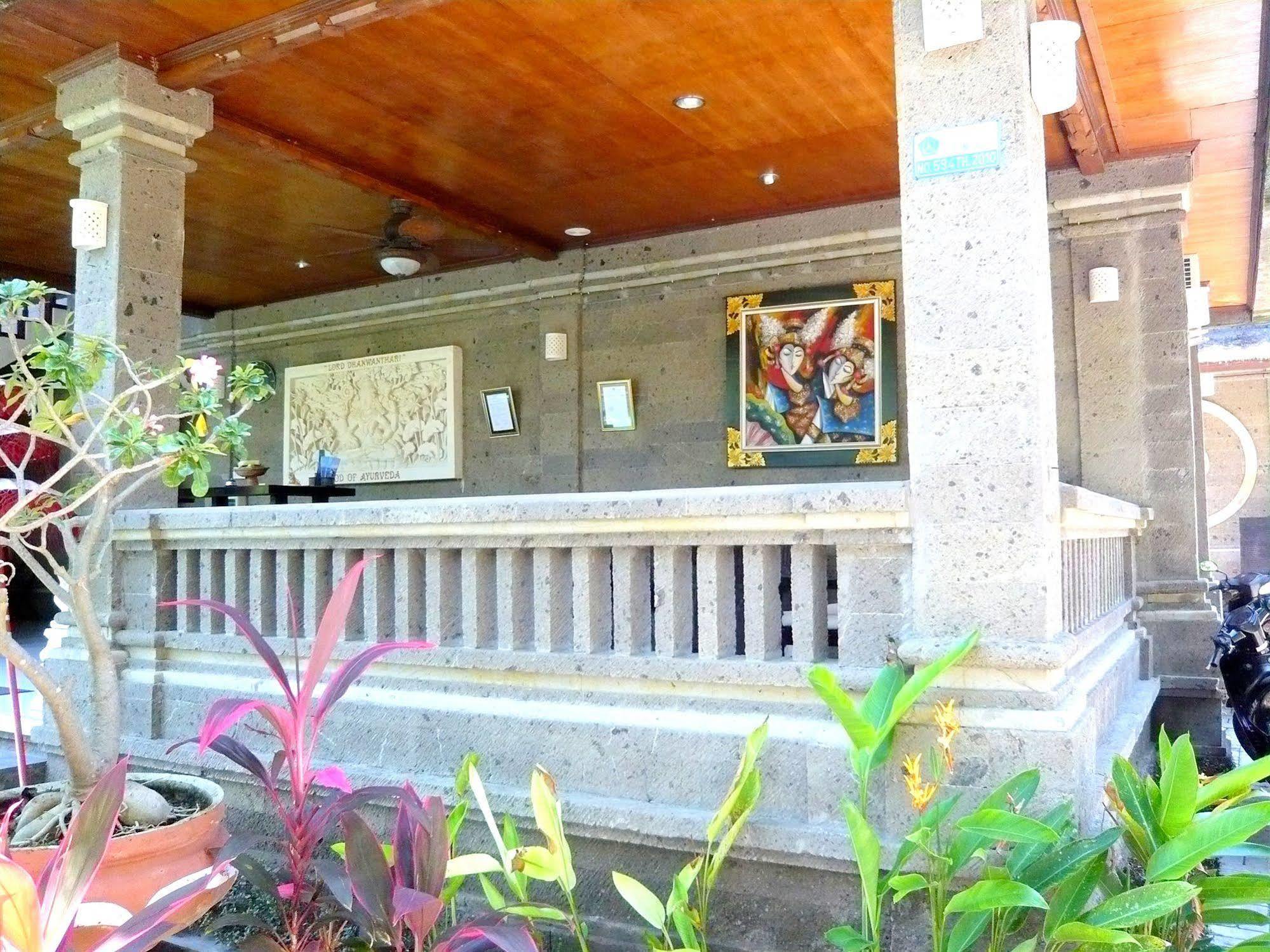 Villa Happy Jimbaran Exterior photo